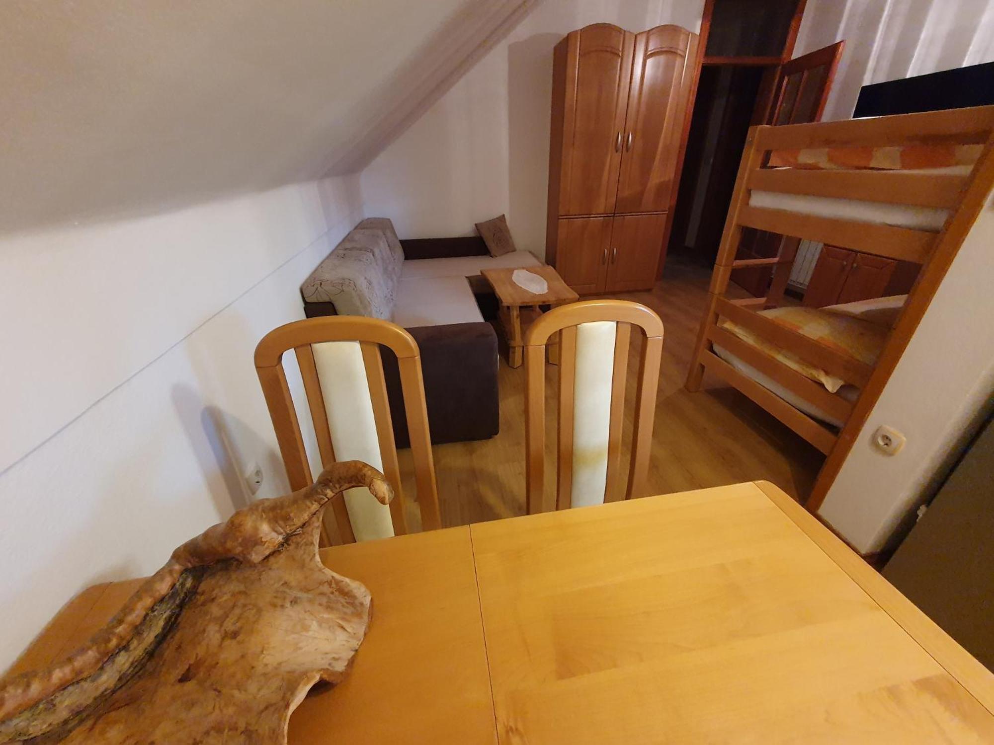 Miskar Rooms Cerknica Pokoj fotografie