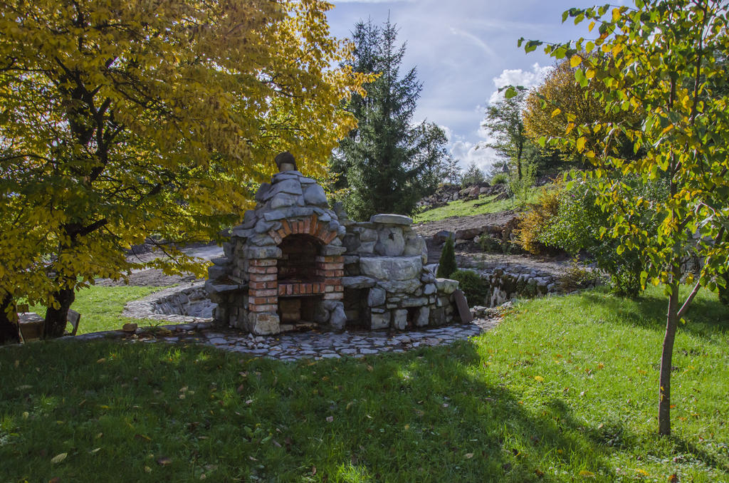 Miskar Rooms Cerknica Exteriér fotografie
