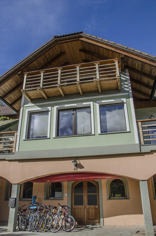Miskar Rooms Cerknica Exteriér fotografie