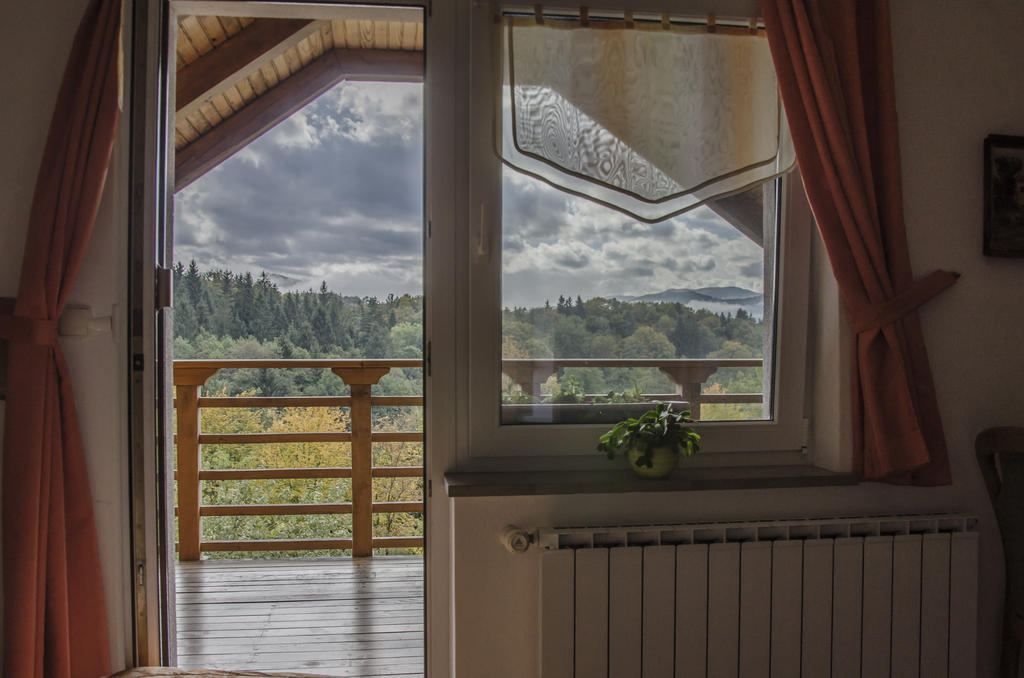 Miskar Rooms Cerknica Pokoj fotografie